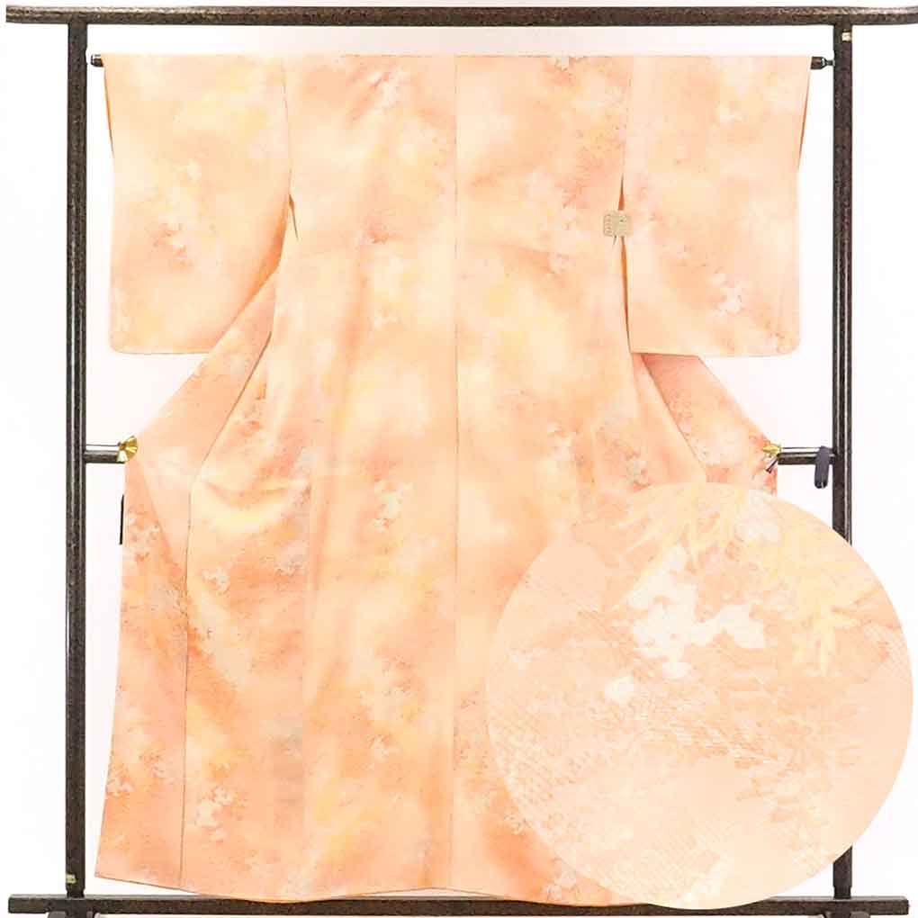 【中古】小紋 リサイクル着物 身丈160cm 裄64cm 前幅22cm 後幅30cm 袖丈56cm 正絹(シルク) レディース 袷仕立 秋冬春用 ピンク地 裄Mサイズ リユース