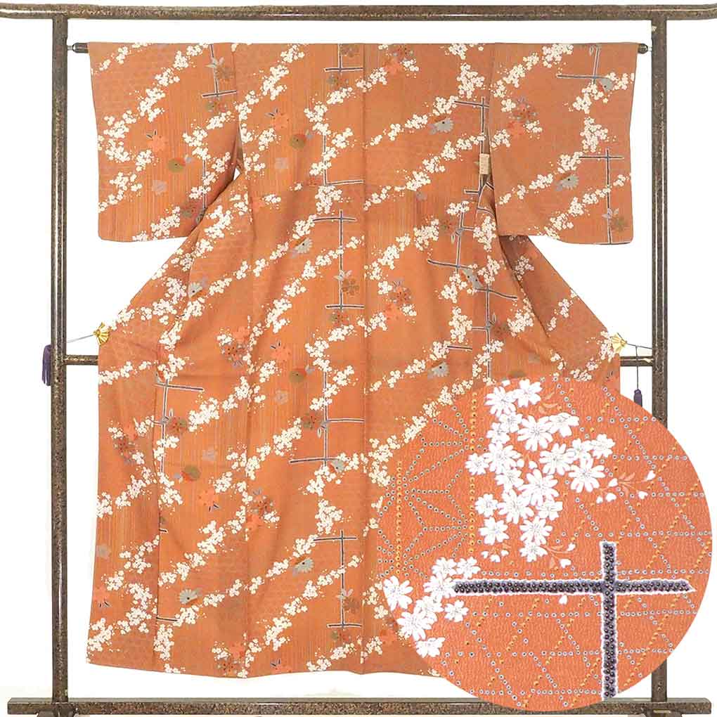 【中古】小紋 リサイクル着物 身丈154cm 裄64cm 前幅22cm 後幅28.5cm 袖丈48cm 正絹(シルク) レディース 袷仕立 秋冬春用 茶色 裄Mサイズ 美品 リユース