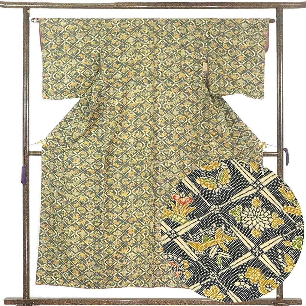 【中古】小紋 リサイクル着物 身丈153cm 裄63cm 前幅23cm 後幅29cm 袖丈47cm 正絹(シルク) レディース 袷仕立 秋冬春用 緑地 裄Mサイズ 美品 リユース