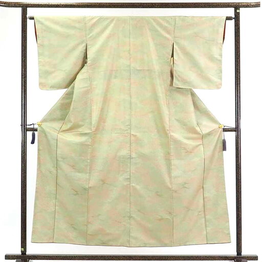 【中古】紬 リサイクル着物 身丈155cm 裄63cm 前幅23cm 後幅29cm 袖丈50cm 正絹(シルク) レディース 袷仕立 秋冬春用 ベージュ地 裄Mサイズ 未使用品 リユース 【中古】紬 リサイクル着物 身丈155cm 裄63cm 前幅23cm 後幅29cm 袖丈50cm 正絹(シルク) レディース 袷仕立 秋冬春用 ベージュ地 裄Mサイズ 未使用品 リユース