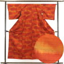 【中古】紬 リサイクル着物 身丈154cm 裄65cm 前幅23cm 後幅29cm 袖丈45cm 正絹(シルク) レディース 袷仕立 秋冬春用 オレンジ地 裄M...