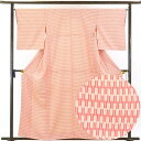 【中古】小紋 リサイクル着物 身丈159cm 裄65cm 前幅22.5cm 後幅29cm 袖丈51cm 正絹(シルク) レディース 袷仕立 秋冬春用 ピンク地 ...