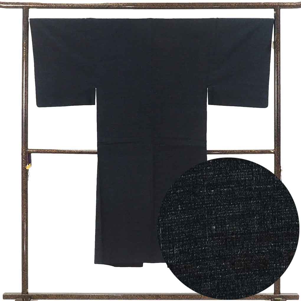 【中古】男物着物 リサイクル着物 身丈137cm 裄68cm 前幅25cm 後幅30cm 袖丈51cm 袖幅34cm メンズ 袷 無地 裄長 裄Lサイズ 秋冬春用 正絹(シルク)ネイビー 美品 リメイク リユース