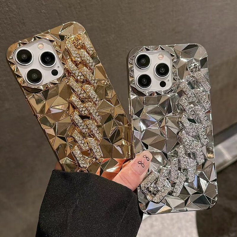 樂天商城 - 【2点目は半額】iPhone17 ケース 韓国 iPhone17pro max ケース INS おしゃれ iPhone 16 iPhone15 iPhone14 iPhone13 iPhone12 iPhone11 ケース iPhone ケース キラキラ チェーン ストーン お洒落 腕バンド 持ちやすい 韓国 かわいい INS風 大人気 手ぶら