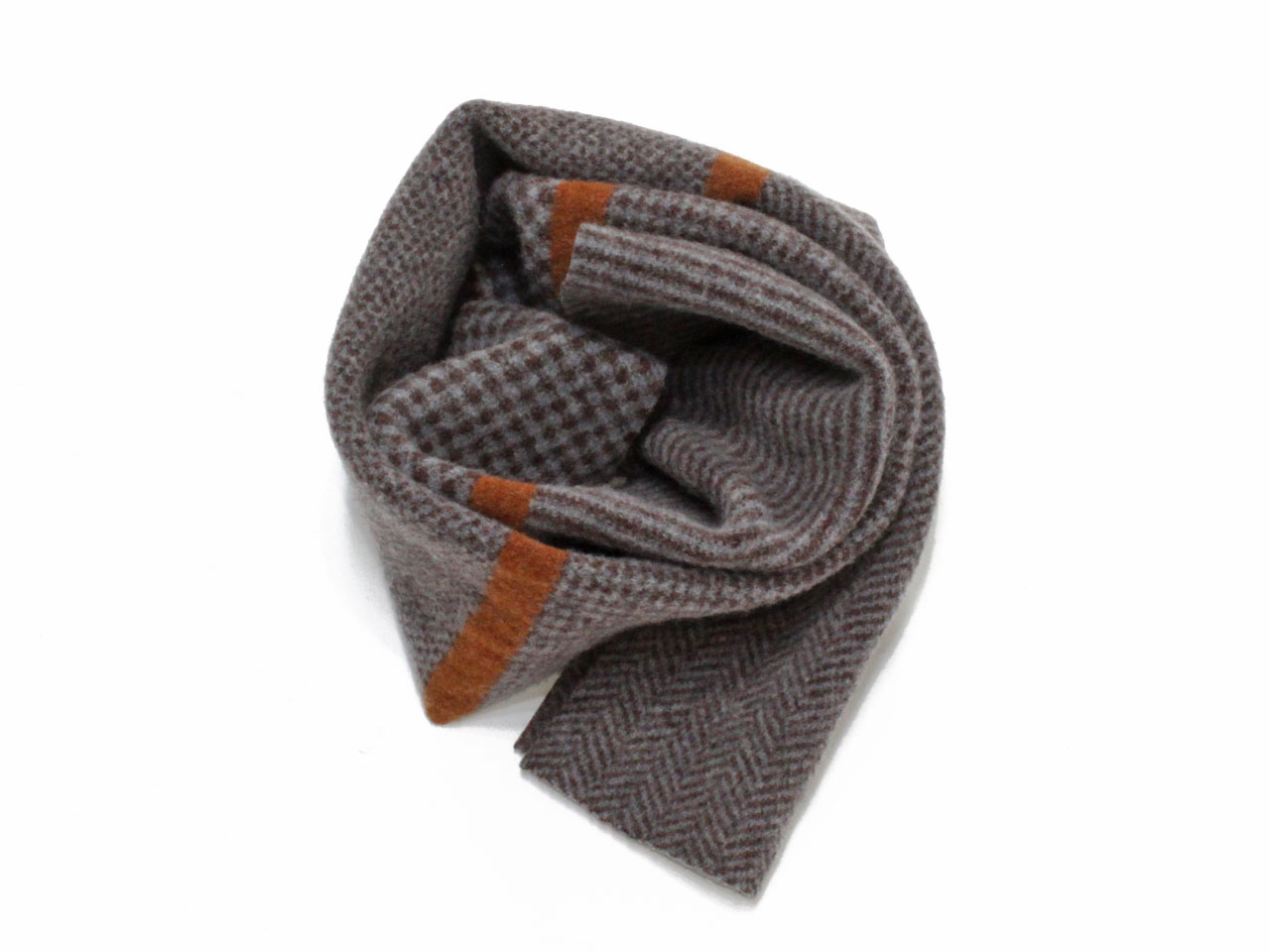MACKIE【マッキー】NAIRN SCARF *BROWN BASE
