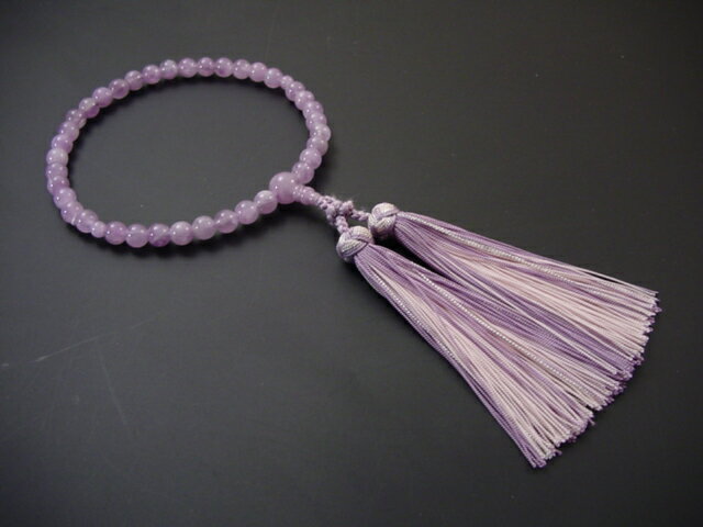 女性用略式数珠 7ミリ 総藤雲石 正絹花かがり房 その1