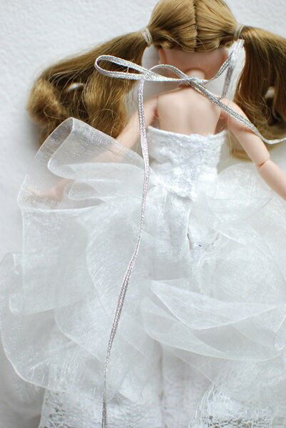 22cm ドール用 ハンドメイド衣装 / オフホワイト ウェディングドレス