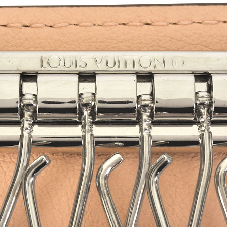 としてお ルイヴィトン LOUIS VUITTON ミュルティクレ 4 4連キーケース マグノリア モノグラム マヒナ レザー M64056:ゴールドプラザ店 キーフック