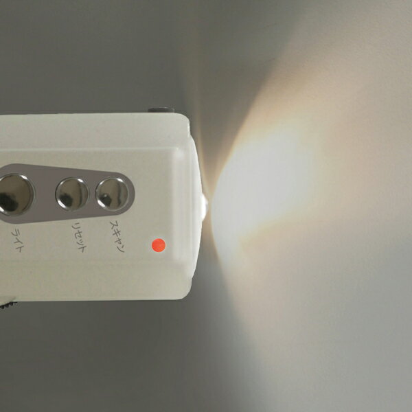 防災グッズ　ラジオ　ライト　スマートFMラジオ（ワイドFM対応）ワイドFMラジオ・ライト・オートスキャン・イヤホン付き　名入れ可能（別途お見積）20個セット販売