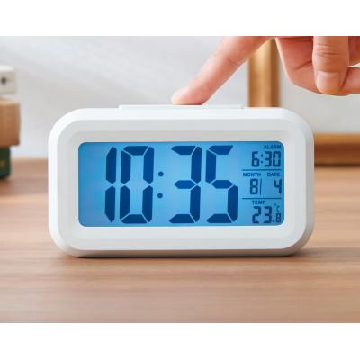 日めくりデスククロック　60個セット販売　大画面で見やすいデジタル時計　カレンダー・温度・アラーム・スヌーズ機能など多機能な時計【名入れ可能商品　別途費用かかります】