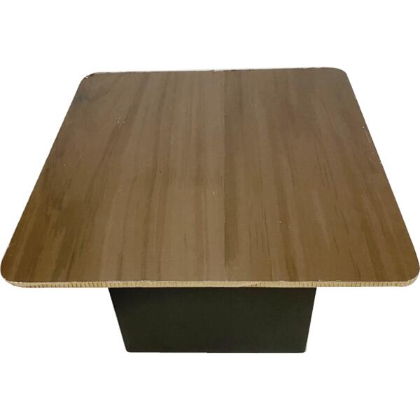 環境を考えた強くて軽くてエコな素材 什器・家具・ディスプレイ・建材など様々な用途 印刷可能（別途御見積） サイズ　51×80×80cm（脚50角） Re-boardは環境配慮型ボードです 頑丈な飲み軽い 簡単な成型・加工 高い印刷適正 10...