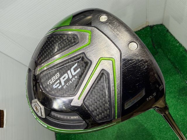 商品詳細 種別 レディースドライバー メーカー キャロウェイ モデル GBB EPIC STAR シャフト SpeederEVOLUTION for GBB(JP) フレックス A ロフト 10.5 本数 1 番手 1W 長さ 44.5 クラブ重量 284 ライ角 58 バランス C7 キックポイント 先中調子 ヘッド素材 α+βチタン+カーボン ヘッド体積 460 定価 75000 傷の程度 ヘッドカバー 【B-】傷が多数あり グリップ 【B-】傷が多数あり フェース 【B-】傷が多数あり クラウン 【B-】傷が多数あり ソール 【B-】傷が多数あり シャフト状態 【B-】傷が多数あり その他コメント ※レディース用ドライバー。