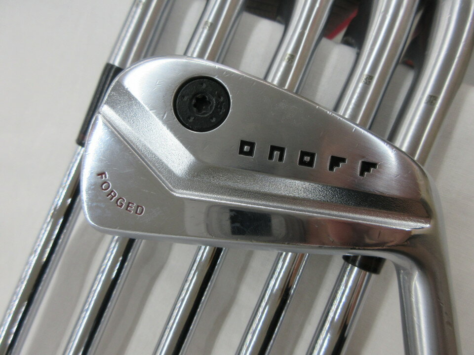 【中古】グローブライド ONOFF FORGED KURO 2022 アイアンセット 25° Sフレックス 37.75インチ NSプロ MODUS 3 TOUR 115 Cランク 右利..