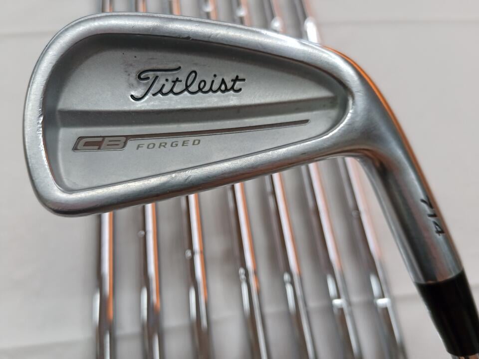 【中古】タイトリスト CB 714 アイアンセット X100フレックス 38.0インチ ダイナミックゴールド ツアー イシュー Cランク 右利き用 Titleist ゴルフクラブ ゴルフドゥ ゴルフ用品 GOLF DO 中古ゴルフ