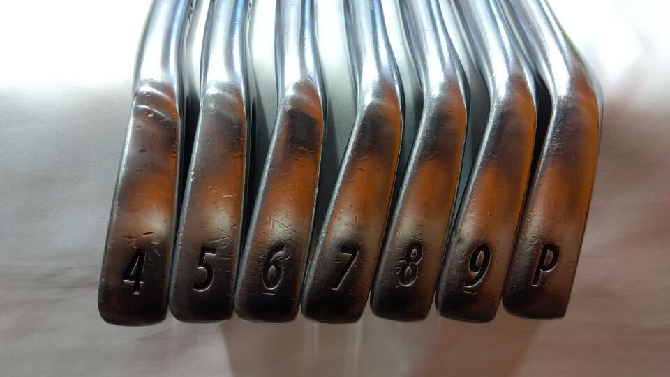 【中古】タイトリスト CB 712 US アイアンセット R300フレックス 37.5インチ ダイナミックゴールド XP リシャフト品 Dランク 右利き用 Titleist ゴルフクラブ ゴルフドゥ ゴルフ用品 GOLF DO 中古ゴ