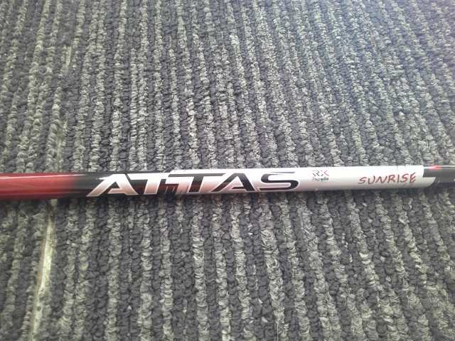 ■ 商品詳細 ■ 種別 シャフト メーカー USTマミヤ 商品名 ATTAS RX SUNRISE RED 5（SX） 43.125インチ 定価 0 状態 中古 ■ 特記事項 ■ フレックス：SX■トルク：4.2■長さ：43.125インチ■スリーブ：なし■キックポイント：先調子■グリップ：なし
