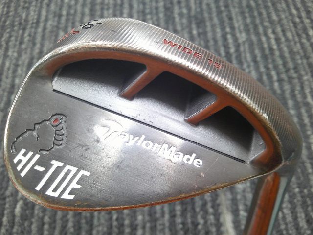 ■ 商品詳細 ■ 種別 ウェッジ メーカー テーラーメイド モデル HI-TOE RAW 56BF-15 シャフト Dynamic Gold 95 フレックス S200 ロフト 56 本数 1 番手 56BF 長さ 35.25 クラブ重量 451 バランス D4 キックポイント 手元調子 ヘッド素材 軟鉄 ヘッド体積 0 定価 23000 ■ 傷の程度 ■ ヘッドカバー 無 グリップ 【B-】傷が多数あり フェース 【B-】傷が多数あり クラウン 【B-】傷が多数あり ソール 【B-】傷が多数あり シャフト状態 【B-】傷が多数あり ■ 特記事項 ■