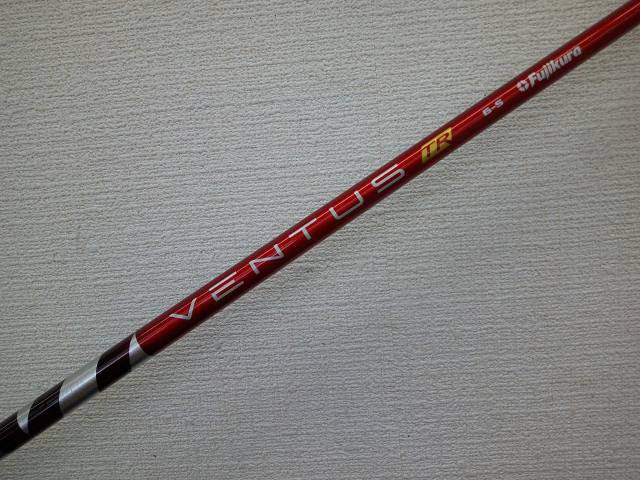 ■ 商品詳細 ■ 種別 シャフト メーカー フジクラ 商品名 VENTUS TR RD 6（S） 44.125インチ 定価 0 状態 中古 ■ 特記事項 ■ フレックス：S■トルク：3.2■長さ：44.125インチ■スリーブ：なし■キックポイント：先中調子■グリップ：なし