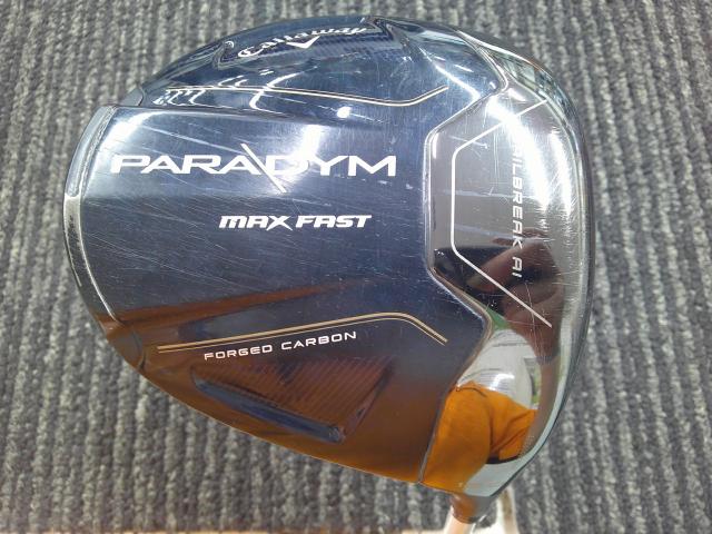 ■ 商品詳細 ■ 種別 レディースドライバー メーカー キャロウェイ モデル PARADYM MAX FAST シャフト ELDIO40 for Callaway(JP) フレックス A ロフト 12 本数 1 番手 1W 長さ 43.25 クラブ重量 268 バランス C1 キックポイント 中調子 ヘッド素材 811チタン+カ-ボンクラウン ヘッド体積 460 定価 88000 ■ 傷の程度 ■ ヘッドカバー 【B-】傷が多数あり グリップ 【B-】傷が多数あり フェース 【B-】傷が多数あり クラウン 【C 】傷が多数目立つ ソール 【B-】傷が多数あり シャフト状態 【B-】傷が多数あり ■ 特記事項 ■ クラウン傷有り