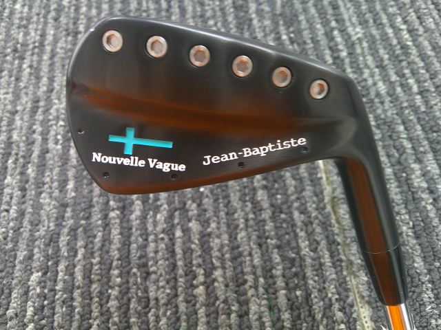 ■ 商品詳細 ■ 種別 ユーティリティ(ロングアイアンを含む) メーカー ジャンバティスト モデル Nouvelle Vague シャフト N.S.PRO Zelos 7 フレックス S ロフト 26 本数 1 番手 5I 長さ 38.75 クラブ重量 389 バランス D2 キックポイント ヘッド素材 ヘッド体積 0 定価 0 ■ 傷の程度 ■ ヘッドカバー 無 グリップ 【B 】傷あり (非純正) フェース 【B 】傷あり クラウン 【B 】傷あり ソール 【B 】傷あり シャフト状態 【B 】傷あり (非純正) ■ 特記事項 ■
