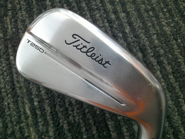 樂天商城 - 【中古】 タイトリスト T250 2025/AMT TOUR WHITE/S200/24[1605]■博多店