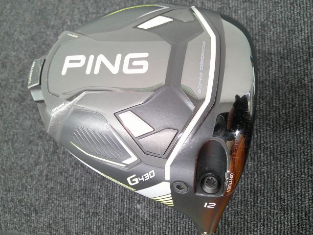 ■ 商品詳細 ■ 種別 ドライバー メーカー ピン モデル G430 MAX シャフト ALTA J CB BLACK(JP)レンチナシ フレックス S ロフト 12 本数 1 番手 1W 長さ 45.5 クラブ重量 307 バランス D2 キックポイント 先中調子 ヘッド素材 811チタン ヘッド体積 460 定価 85000 ■ 傷の程度 ■ ヘッドカバー 【B-】傷が多数あり グリップ 【B-】傷が多数あり (非純正) フェース 【B-】傷が多数あり クラウン 【B-】傷が多数あり ソール 【B-】傷が多数あり シャフト状態 【B-】傷が多数あり (非純正) ■ 特記事項 ■ クラウンに傷多数