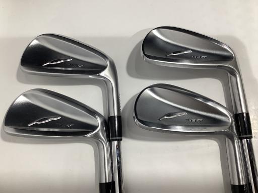 FOURTEEN - 【中古】 フォーティーン TB-7 FORGED 5S アイアンセット IR 純正特注シャフト (フレックスX) メンズ 男性用 右利き 右用 Cランク ゴルフクラブ