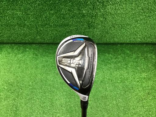 タイプ男性用利き手右利き商品コード2100397410562クラブ種別ユーティリティメーカー名テーラーメイド商品名SIM　MAX　U3発売年2020シャフトTENSEI　BLUE　TM60（UT）シャフト材質カーボンメーカーフレックスRフレックスRクラブセット組合せ内容クラブセット本数0クラブセット不足本数0クラブセット実本数0総合ランク&nbsp;ランクについて傷状態：ヘッド上部C傷状態：フェースC傷状態：ヘッド下部C傷状態：シャフトB傷状態：グリップオリジナル 傷あり傷状態：ヘッドカバー純正品（普通）査定特記・商品状態&nbsp;メーカーカタログ情報となりますので、実商品と異なる場合がございます。ヘッドロフト角(°)19ヘッド体積(cc)100シャフト長(インチ)40.25クラブ重量(g)334店舗名東名川崎インター店住所神奈川県川崎市宮前区犬蔵2‐17‐12電話番号044-978-2706テーラーメイドSIM　MAX　U3