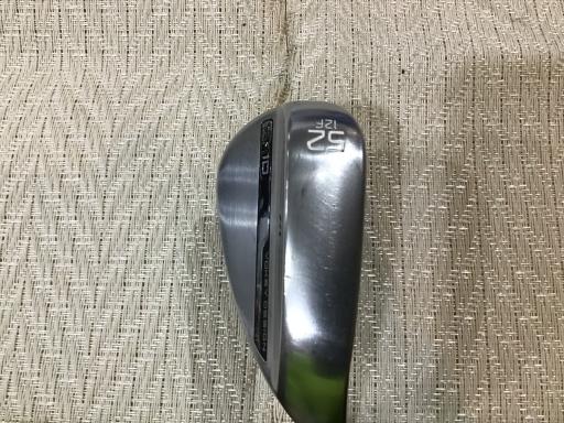 タイプ男性用利き手右利き商品コード2100403561844クラブ種別ウェッジメーカー名タイトリスト商品名VOKEY　SPIN　MILLED　SM10　ツアークロム　52°／12°F発売年2024シャフトDynamic　Goldシャフト材質スチールメーカーフレックスS200フレックスSクラブセット組合せ内容クラブセット本数0クラブセット不足本数0クラブセット実本数0総合ランク&nbsp;ランクについて傷状態：ヘッド上部B傷状態：フェースC傷状態：ヘッド下部C傷状態：シャフトB傷状態：グリップオリジナル 良好傷状態：ヘッドカバーヘッドカバー無し査定特記・商品状態&nbsp;メーカーカタログ情報となりますので、実商品と異なる場合がございます。ヘッドロフト角(°)52ヘッド体積(cc)シャフト長(インチ)35.5クラブ重量(g)店舗名ロイヤルグリーン店住所京都府亀岡市上矢田町岩田27電話番号080-3829-5756タイトリストVOKEY　SPIN　MILLED　SM10　ツアークロム　52°/12°F