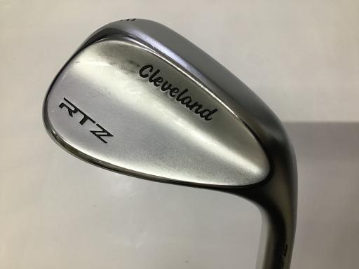 タイプ男性用利き手右利き商品コード2100402384765クラブ種別ウェッジメーカー名クリーブランド商品名Cleveland　RTZ　ツアーサテン　52°／10°　MID発売年2025シャフトDynamic　Goldシャフト材質スチールメーカーフレックスS200フレックスSクラブセット組合せ内容クラブセット本数0クラブセット不足本数0クラブセット実本数0総合ランク&nbsp;ランクについて傷状態：ヘッド上部B傷状態：フェースB傷状態：ヘッド下部B傷状態：シャフトB傷状態：グリップオリジナル 良好傷状態：ヘッドカバーヘッドカバー無し査定特記・商品状態&nbsp;メーカーカタログ情報となりますので、実商品と異なる場合がございます。ヘッドロフト角(°)52ヘッド体積(cc)シャフト長(インチ)35.375クラブ重量(g)471店舗名さっぽろしんかわ店住所北海道札幌市北区新川1条1−1電話番号011-758-8107クリーブランドCleveland　RTZ　ツアーサテン　52°/10°　MID