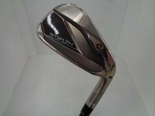 タイプ男性用利き手右利き商品コード2100403618562クラブ種別アイアンセットメーカー名テーラーメイド商品名STEALTH　　5S発売年2022シャフトTENSEI　RED　TM60（STEALTH　IR）シャフト材質メーカーフレックスRフレックスRクラブセット組合せ内容6I．7I．8I．9I．PWクラブセット本数5クラブセット不足本数0クラブセット実本数5総合ランク&nbsp;ランクについて傷状態：ヘッド上部C傷状態：フェースC傷状態：ヘッド下部C傷状態：シャフトB傷状態：グリップオリジナル 良好傷状態：ヘッドカバーヘッドカバー無し査定特記・商品状態&nbsp;メーカーカタログ情報となりますので、実商品と異なる場合がございます。ヘッドロフト角(°)28ヘッド体積(cc)シャフト長(インチ)37.25クラブ重量(g)366店舗名ヴィクトリアゴルフ郡山並木店住所福島県郡山市並木3−2−1電話番号024-954-7173テーラーメイドSTEALTH　　5S