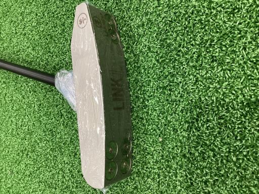 タイプ男性用利き手右利き商品コード2100398382677クラブ種別パターメーカー名L．A．B．GOLF商品名L．A．B．GOLF　LINK．1　34インチ発売年2023シャフトスチールシャフト材質スチールメーカーフレックスその他フレックスその他クラブセット組合せ内容クラブセット本数0クラブセット不足本数0クラブセット実本数0総合ランク&nbsp;ランクについて傷状態：ヘッド上部N傷状態：フェースN傷状態：ヘッド下部N傷状態：シャフトN傷状態：グリップオリジナル 傷無し傷状態：ヘッドカバー純正品（綺麗）査定特記・商品状態&nbsp;メーカーカタログ情報となりますので、実商品と異なる場合がございます。ヘッドロフト角(°)2.5ヘッド体積(cc)シャフト長(インチ)34クラブ重量(g)店舗名グリーンアリーナ玉手山店住所大阪府羽曳野市駒ケ谷2−34電話番号072-956-4824L.A.B.GOLFL.A.B.GOLF　LINK.1　34インチ