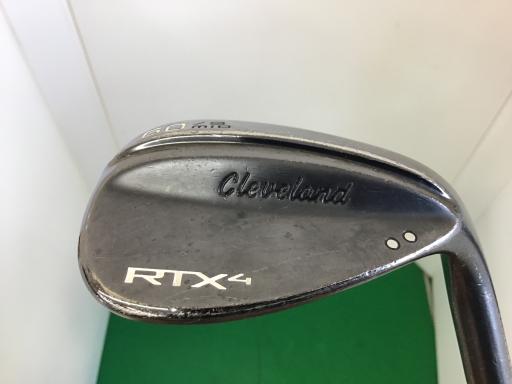 タイプ男性用利き手右利き商品コード2100400824102クラブ種別ウェッジメーカー名クリーブランド商品名Cleveland　RTX−4　ブラックサテン　60°／09°　MID発売年2018シャフトNS　PRO　MODUS3　TOUR120シャフト材質スチールメーカーフレックスSフレックスSクラブセット組合せ内容クラブセット本数0クラブセット不足本数0クラブセット実本数0総合ランク&nbsp;ランクについて傷状態：ヘッド上部C傷状態：フェースC傷状態：ヘッド下部C傷状態：シャフトC傷状態：グリップオリジナル外 傷あり傷状態：ヘッドカバーヘッドカバー無し査定特記・商品状態&nbsp;メーカーカタログ情報となりますので、実商品と異なる場合がございます。ヘッドロフト角(°)60ヘッド体積(cc)シャフト長(インチ)35クラブ重量(g)464店舗名宮崎平和台店住所宮崎県宮崎市神宮西2-246電話番号0985-62-0234クリーブランドCleveland　RTX-4　ブラックサテン　60°/09°　MID