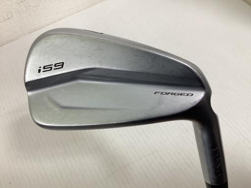 タイプ男性用利き手右利き商品コード2100396386974クラブ種別アイアンセットメーカー名ピン商品名i59　6S（アーコス付き）発売年2021シャフトNS　PRO　MODUS3　TOUR115シャフト材質メーカーフレックスSフレックスSクラブセット組合せ内容5I．6I．7I．8I．9I．PWクラブセット本数6クラブセット不足本数0クラブセット実本数6総合ランク&nbsp;ランクについて傷状態：ヘッド上部C傷状態：フェースC傷状態：ヘッド下部C傷状態：シャフトB傷状態：グリップオリジナル 良好傷状態：ヘッドカバーヘッドカバー無し査定特記・商品状態黒ドット&nbsp;メーカーカタログ情報となりますので、実商品と異なる場合がございます。ヘッドロフト角(°)27ヘッド体積(cc)シャフト長(インチ)38クラブ重量(g)店舗名みなと店（ポートゴルフエポック内）住所愛知県名古屋市港区一州町1−3電話番号052-389-5556ピンi59　6S(アーコス付き)