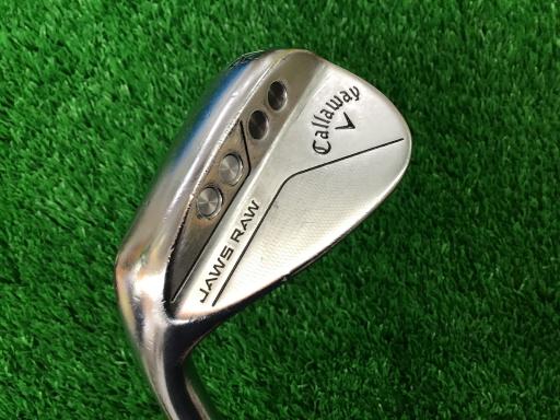 タイプ男性用利き手右利き商品コード2100401933346クラブ種別ウェッジメーカー名キャロウェイ商品名JAWS　RAW　クロムメッキ　50°／10°S発売年2022シャフトDynamic　Goldシャフト材質スチールメーカーフレックスS...