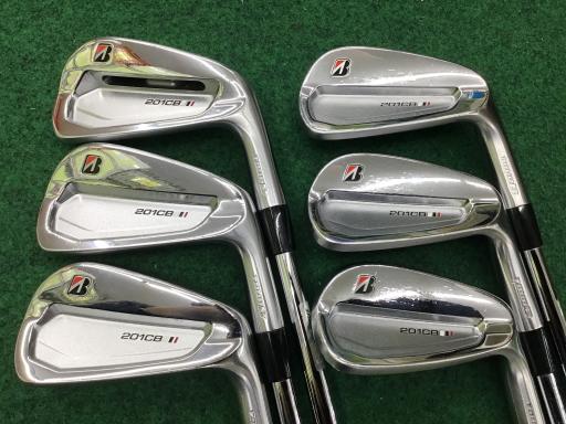 【中古】 ブリヂストン TOUR B 201CB 6S アイアンセット IR 純正特注シャフト (フレックスS) メンズ 男性用 右利き 右用 Cランク ゴルフクラブ