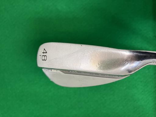 タイプ男性用利き手右利き商品コード2100403730509クラブ種別ウェッジメーカー名タイトリスト商品名VOKEY　SPIN　MILLED　SM8　ツアークロム　48°／10°F発売年2020シャフトNS　PRO　950GH　neoシャフト材質スチールメーカーフレックスSフレックスSクラブセット組合せ内容クラブセット本数0クラブセット不足本数0クラブセット実本数0総合ランク&nbsp;ランクについて傷状態：ヘッド上部C傷状態：フェースC傷状態：ヘッド下部C傷状態：シャフトB傷状態：グリップオリジナル 傷あり傷状態：ヘッドカバーヘッドカバー無し査定特記・商品状態&nbsp;メーカーカタログ情報となりますので、実商品と異なる場合がございます。ヘッドロフト角(°)48ヘッド体積(cc)シャフト長(インチ)35.75クラブ重量(g)441店舗名倉敷練習場店住所岡山県倉敷市連島町鶴新田2702電話番号086-444-0562タイトリストVOKEY　SPIN　MILLED　SM8　ツアークロム　48°/10°F