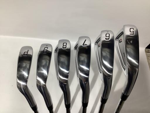 タイプ男性用利き手右利き商品コード2100403719320クラブ種別アイアンセットメーカー名ブリヂストン商品名BRIDGESTONE　242CB＋　6S発売年2024シャフトNS　PRO　MODUS3　TOUR105シャフト材質メーカーフレックスSフレックスSクラブセット組合せ内容5I．6I．7I．8I．9I．PWクラブセット本数6クラブセット不足本数0クラブセット実本数6総合ランク&nbsp;ランクについて傷状態：ヘッド上部B傷状態：フェースB傷状態：ヘッド下部B傷状態：シャフトB傷状態：グリップオリジナル 良好傷状態：ヘッドカバーヘッドカバー無し査定特記・商品状態&nbsp;メーカーカタログ情報となりますので、実商品と異なる場合がございます。ヘッドロフト角(°)24ヘッド体積(cc)シャフト長(インチ)38.25クラブ重量(g)408店舗名甲州街道上北沢店住所東京都世田谷区上北沢4−34−15電話番号03-3303-8107ブリヂストンBRIDGESTONE　242CB+　6S