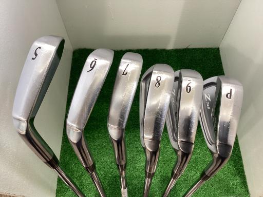 タイプ男性用利き手右利き商品コード2100397358246クラブ種別アイアンセットメーカー名ダンロップ商品名SRIXON　Z745　　6S発売年2014シャフトNS　PRO　980GH　D．S．Tシャフト材質メーカーフレックスSフレックスSクラブセット組合せ内容5I．6I．7I．8I．9I．PWクラブセット本数6クラブセット不足本数0クラブセット実本数6総合ランク&nbsp;ランクについて傷状態：ヘッド上部C傷状態：フェースC傷状態：ヘッド下部C傷状態：シャフトB傷状態：グリップオリジナル 良好傷状態：ヘッドカバーヘッドカバー無し査定特記・商品状態&nbsp;メーカーカタログ情報となりますので、実商品と異なる場合がございます。ヘッドロフト角(°)25ヘッド体積(cc)シャフト長(インチ)38クラブ重量(g)405店舗名太田新田ゴルフ練習場店住所群馬県太田市新田市町161−1電話番号0276-50-1562ダンロップSRIXON　Z745　　6S