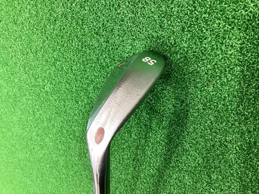 タイプ男性用利き手右利き商品コード2100395525497クラブ種別ウェッジメーカー名テーラーメイド商品名Taylor　Made　MILLED　GRIND　58°／11°発売年2017シャフトDynamic　Goldシャフト材質スチールメーカーフレックスS200フレックスSクラブセット組合せ内容クラブセット本数0クラブセット不足本数0クラブセット実本数0総合ランク&nbsp;ランクについて傷状態：ヘッド上部C傷状態：フェースC傷状態：ヘッド下部C傷状態：シャフトB傷状態：グリップオリジナル外 傷あり傷状態：ヘッドカバーヘッドカバー無し査定特記・商品状態&nbsp;メーカーカタログ情報となりますので、実商品と異なる場合がございます。ヘッドロフト角(°)58ヘッド体積(cc)シャフト長(インチ)34.75クラブ重量(g)478店舗名フジゴルフセンター店住所静岡県富士市柚木335−1電話番号0545-67-5946テーラーメイドTaylor　Made　MILLED　GRIND　58°/11°