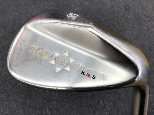 【中古】 特価メーカー KNSGOLF TRIANGLE WEDGE 58° ウェッジ WG Dynamic Gold (フレックスS) メンズ 男性用 右利き 右用 Dランク ゴル..
