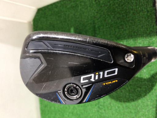 タイプ男性用利き手右利き商品コード2100393938367クラブ種別ユーティリティメーカー名テーラーメイド商品名Qi10　TOUR　U3発売年2024シャフトDiamana　SILVER　TM70（Qi10　UT）シャフト材質カーボンメーカーフレックスSフレックスSクラブセット組合せ内容クラブセット本数0クラブセット不足本数0クラブセット実本数0総合ランク&nbsp;ランクについて傷状態：ヘッド上部C傷状態：フェースC傷状態：ヘッド下部C傷状態：シャフトB傷状態：グリップオリジナル 良好傷状態：ヘッドカバー純正品（普通）査定特記・商品状態&nbsp;メーカーカタログ情報となりますので、実商品と異なる場合がございます。ヘッドロフト角(°)19.5ヘッド体積(cc)シャフト長(インチ)40.25クラブ重量(g)359店舗名一宮インターインドア練習場店住所愛知県一宮市三ツ井4−1−17電話番号0586-48-5514テーラーメイドQi10　TOUR　U3