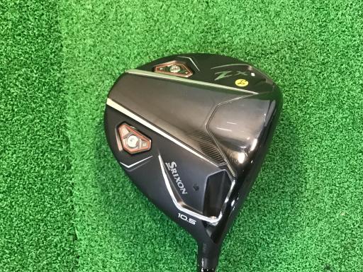 タイプ男性用利き手右利き商品コード2100388693844クラブ種別ドライバーメーカー名ダンロップ商品名SRIXON　ZXi　10．5°発売年2024シャフトDiamana　ZXi　50シャフト材質カーボンメーカーフレックスSフレックスSクラブセット組合せ内容クラブセット本数0クラブセット不足本数0クラブセット実本数0総合ランク&nbsp;ランクについて傷状態：ヘッド上部B傷状態：フェースB傷状態：ヘッド下部B傷状態：シャフトB傷状態：グリップオリジナル 良好傷状態：ヘッドカバー純正品（綺麗）査定特記・商品状態&nbsp;メーカーカタログ情報となりますので、実商品と異なる場合がございます。ヘッドロフト角(°)10.5ヘッド体積(cc)460シャフト長(インチ)45.75クラブ重量(g)303店舗名高崎スポーツセンタードライビングレンジ店住所群馬県高崎市大八木町435-1電話番号027-363-5533ダンロップSRIXON　ZXi　10.5°