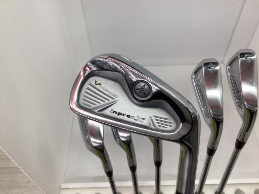 タイプ男性用利き手右利き商品コード2100403103907クラブ種別アイアンセットメーカー名ヤマハ商品名inpres　X　V　FORGED（2011）　6S発売年2010シャフトNS　PRO　950GHシャフト材質メーカーフレックスSフレックスSクラブセット組合せ内容5I．6I．7I．8I．9I．PWクラブセット本数6クラブセット不足本数0クラブセット実本数6総合ランク&nbsp;ランクについて傷状態：ヘッド上部C傷状態：フェースC傷状態：ヘッド下部C傷状態：シャフトB傷状態：グリップオリジナル外 良好傷状態：ヘッドカバーヘッドカバー無し査定特記・商品状態新品グリップ交換済み&nbsp;メーカーカタログ情報となりますので、実商品と異なる場合がございます。ヘッドロフト角(°)25ヘッド体積(cc)シャフト長(インチ)37.75クラブ重量(g)408店舗名魚津店住所富山県魚津市大光寺1327−4電話番号0765-23-2040ヤマハinpres　X　V　FORGED(2011)　6S