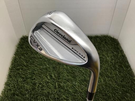 タイプ男性用利き手右利き商品コード2100394754096クラブ種別ウェッジメーカー名クリーブランド商品名Cleveland　CVX　2　ZIPCORE　52°／12°発売年2024シャフトDynamic　Gold　95シャフト材質スチールメーカーフレックスS200フレックスSクラブセット組合せ内容クラブセット本数0クラブセット不足本数0クラブセット実本数0総合ランク&nbsp;ランクについて傷状態：ヘッド上部C傷状態：フェースC傷状態：ヘッド下部C傷状態：シャフトB傷状態：グリップオリジナル 良好傷状態：ヘッドカバーヘッドカバー無し査定特記・商品状態&nbsp;メーカーカタログ情報となりますので、実商品と異なる場合がございます。ヘッドロフト角(°)52ヘッド体積(cc)シャフト長(インチ)35.5クラブ重量(g)435店舗名おゆみ野店住所千葉県千葉市緑区おゆみ野4-3-2電話番号043-293-6681クリーブランドCleveland　CVX　2　ZIPCORE　52°/12°