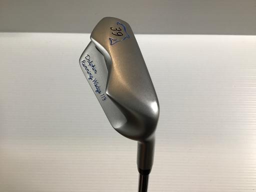 タイプ男性用利き手右利き商品コード2100401163149クラブ種別ウェッジメーカー名キャスコ商品名Dolphin　Running　Wedge　DRW−119　39°　34インチ（ジャンボグリップ）発売年2019シャフトDolphin　オ...