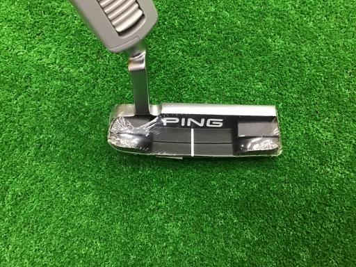 タイプ男性用利き手右利き商品コード2100329729366クラブ種別パターメーカー名ピン商品名PING　ANSER（2023）　34インチ発売年2022シャフトオリジナルカーボンシャフト材質カーボンメーカーフレックスその他フレックスその他クラブセット組合せ内容クラブセット本数0クラブセット不足本数0クラブセット実本数0総合ランク&nbsp;ランクについて傷状態：ヘッド上部N傷状態：フェースN傷状態：ヘッド下部N傷状態：シャフトN傷状態：グリップオリジナル 傷無し傷状態：ヘッドカバー純正品（綺麗）査定特記・商品状態&nbsp;メーカーカタログ情報となりますので、実商品と異なる場合がございます。ヘッドロフト角(°)3ヘッド体積(cc)シャフト長(インチ)34クラブ重量(g)店舗名ゆめタウン徳島店住所徳島県板野郡藍住町奥野字東中須88−1ゆめタウン徳島スーパースポーツゼビオ店内電話番号088-677-9641ピンPING　ANSER(2023)　34インチ