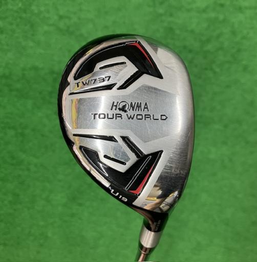 タイプ男性用利き手右利き商品コード2100398347454クラブ種別ユーティリティメーカー名本間ゴルフ商品名TOUR　WORLD　TW737　19°発売年2016シャフト純正特注シャフトシャフト材質その他メーカーフレックスSフレックスSクラブセット組合せ内容クラブセット本数0クラブセット不足本数0クラブセット実本数0総合ランク&nbsp;ランクについて傷状態：ヘッド上部C傷状態：フェースC傷状態：ヘッド下部C傷状態：シャフトB傷状態：グリップオリジナル 良好傷状態：ヘッドカバー純正品（普通）査定特記・商品状態ダイネミックゴールドS200&nbsp;メーカーカタログ情報となりますので、実商品と異なる場合がございます。ヘッドロフト角(°)19ヘッド体積(cc)128シャフト長(インチ)クラブ重量(g)店舗名札幌手稲前田店住所北海道札幌市手稲区前田7条10丁目10番15号電話番号011-676-5280本間ゴルフTOUR　WORLD　TW737　19°