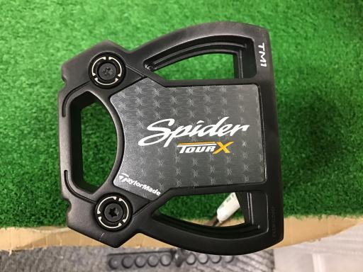 タイプ男性用利き手右利き商品コード2100399759829クラブ種別パターメーカー名テーラーメイド商品名Spider　TOUR　X　TRUSS　TM1　33インチ発売年2024シャフトスチールシャフト材質スチールメーカーフレックスその他フレックスその他クラブセット組合せ内容クラブセット本数0クラブセット不足本数0クラブセット実本数0総合ランク&nbsp;ランクについて傷状態：ヘッド上部B傷状態：フェースB傷状態：ヘッド下部B傷状態：シャフトB傷状態：グリップオリジナル 良好傷状態：ヘッドカバー純正品（普通）査定特記・商品状態&nbsp;メーカーカタログ情報となりますので、実商品と異なる場合がございます。ヘッドロフト角(°)3ヘッド体積(cc)シャフト長(インチ)33クラブ重量(g)店舗名東松山クリスタルゴルフガーデン店住所埼玉県東松山市大字石橋1694−1電話番号0493-22-9910テーラーメイドSpider　TOUR　X　TRUSS　TM1　33インチ