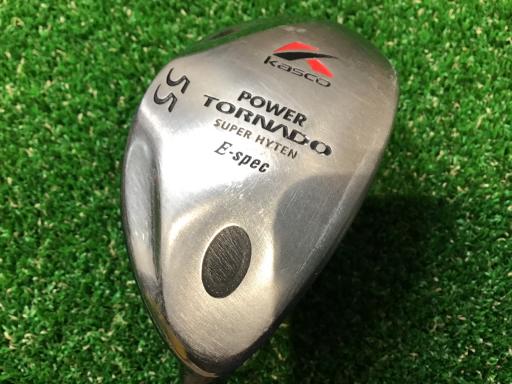 タイプレディース利き手右利き商品コード2100402037111クラブ種別ユーティリティメーカー名キャスコ商品名POWER　TORNADO　E−Spec　55　レディース発売年シャフトPOWER　TORNADO　E−Specシャフト材質メーカーフレックスLフレックスLクラブセット組合せ内容クラブセット本数0クラブセット不足本数0クラブセット実本数総合ランク&nbsp;ランクについて傷状態：ヘッド上部C傷状態：フェースC傷状態：ヘッド下部C傷状態：シャフトB傷状態：グリップオリジナル外 傷あり傷状態：ヘッドカバーヘッドカバー無し査定特記・商品状態&nbsp;メーカーカタログ情報となりますので、実商品と異なる場合がございます。ヘッドロフト角(°)22ヘッド体積(cc)シャフト長(インチ)39.5クラブ重量(g)297店舗名R16千葉北インターインドア練習場住所千葉県千葉市稲毛区長沼町336−1電話番号043-301-3852キャスコPOWER　TORNADO　E-Spec　55　レディース